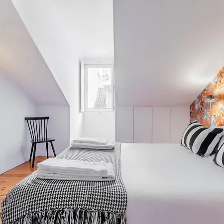 Downtown - Chiado & Me 2 * Лісабон