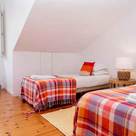 Downtown - Chiado & Me 2